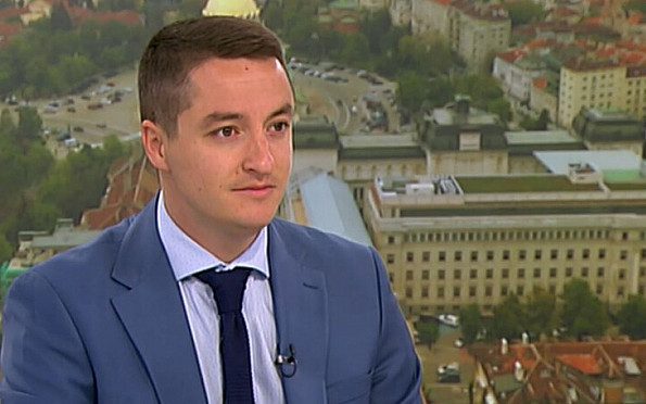 Явор Божанков: Радев води война срещу конституционния ред, иска изваждането на България от ЕС и НАТО