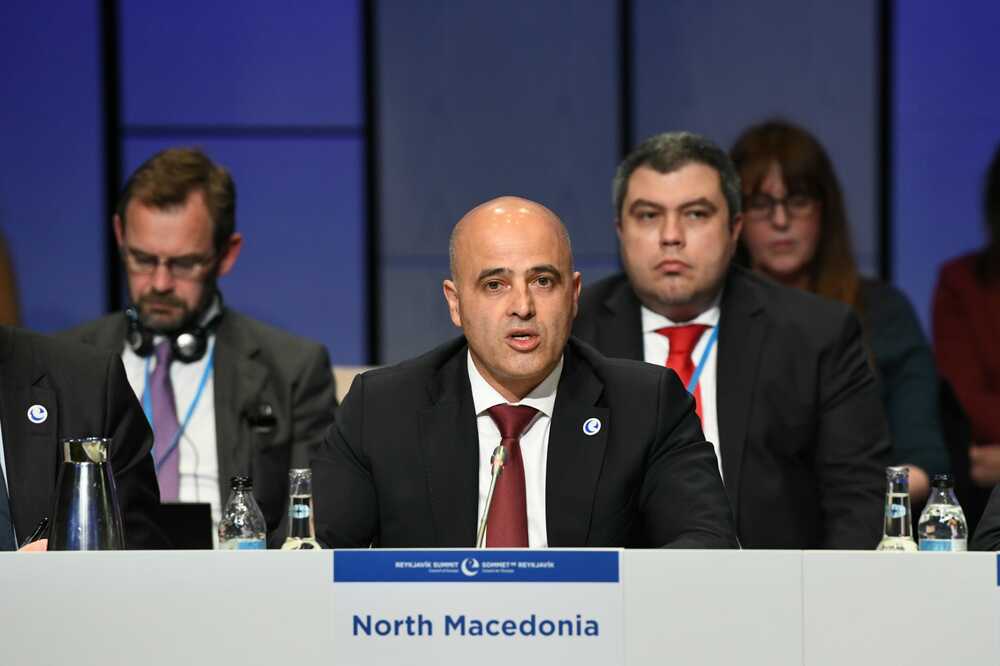 Македонският премиер: България говори със Северна Македония като Русия с Украйна