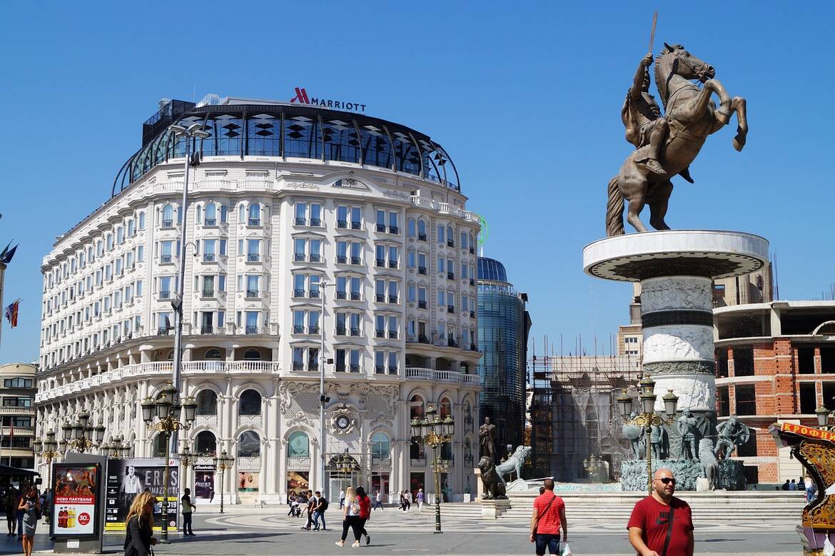Скопие: Пътят към ЕС не минава през София