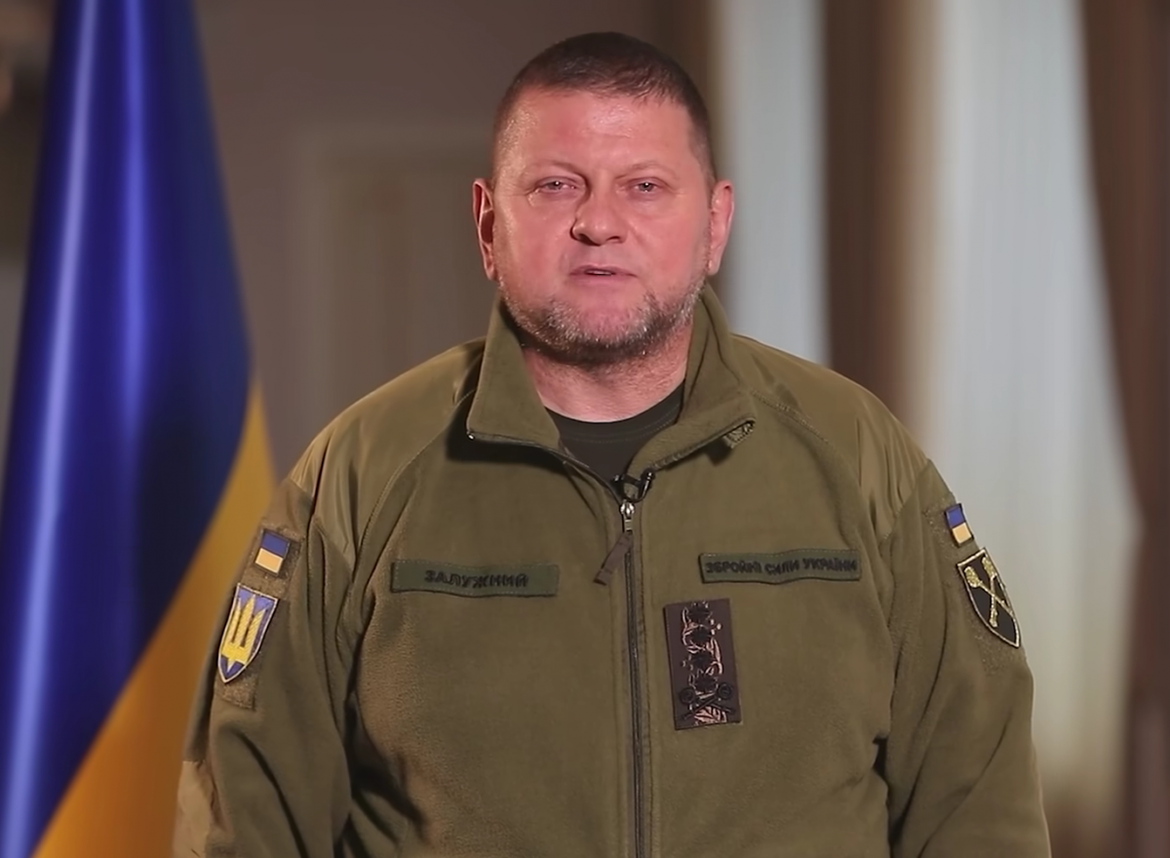Украинското правителство уведомило Белия дом, че уволнява главнокомандващия Залужни