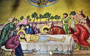 Плащеницата Христова е спасена от майката на Константин Велики, Симеон Сакскобурготски я предава на Ватикана