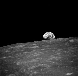Земята крие в недрата си останки от огромен първичен сблъсък, създал Луната