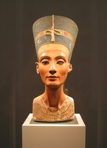 Лияна Панделиева: Нефертити е била прелъстителка и абсолютна кучка