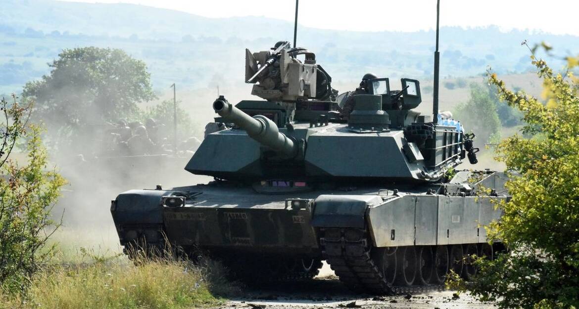 Украинци: Танковете Abrams не стават