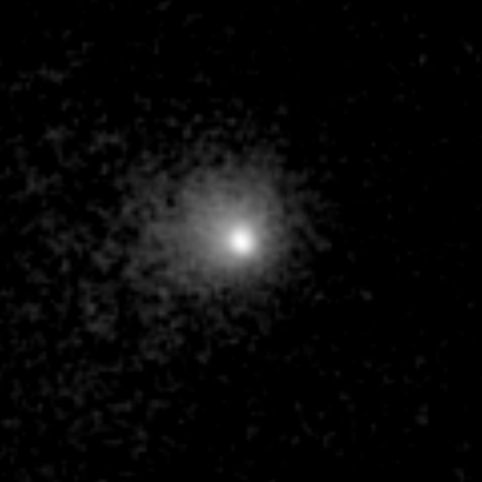 Съставно изображение на кометата Euclid с ярък център и дифузна кома
